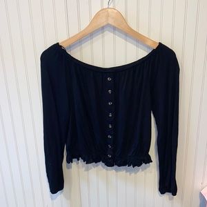 Off the shoulder long sleeve blouse 🖤